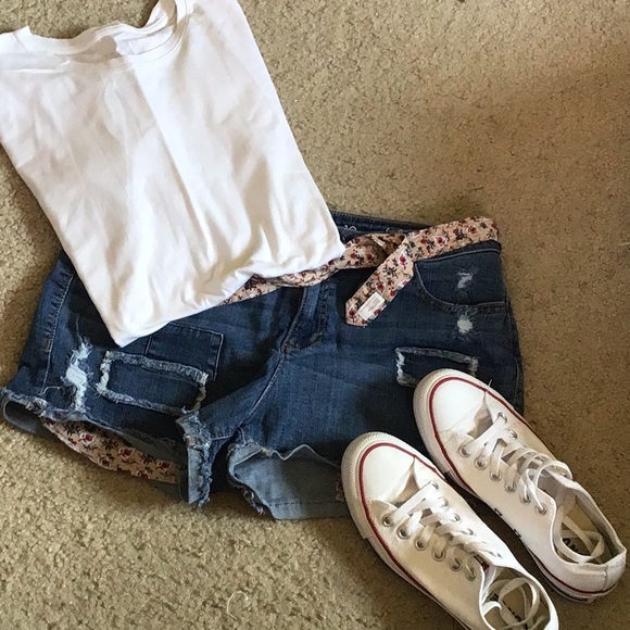 LC Lauren Conrad Jean shorts, size 10 - Picture 1 of 8